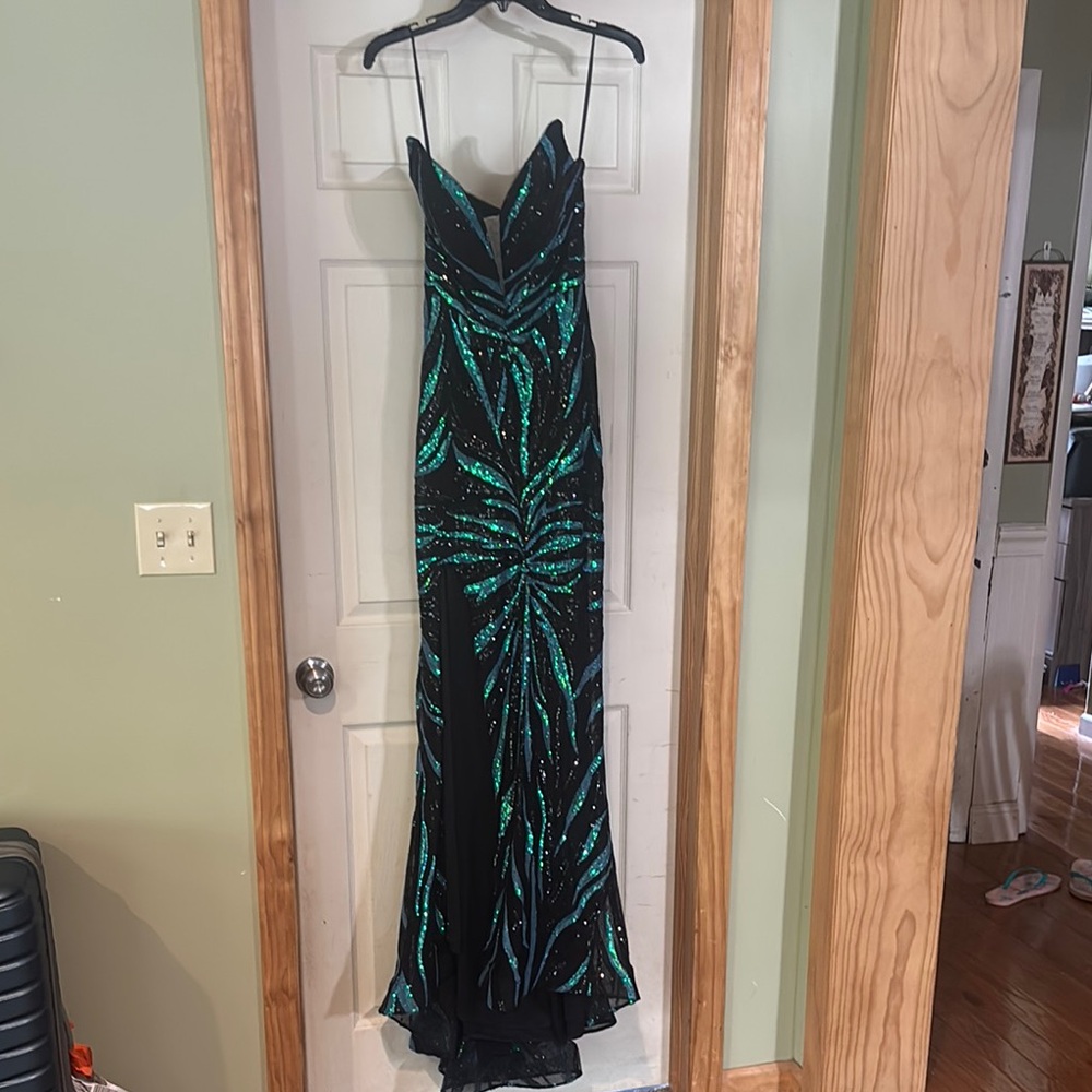 Black and Teal Strapless Prom Gown